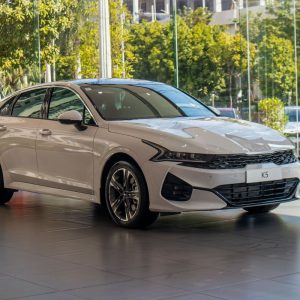 Kia K5 Premium 2.0 AT 2024